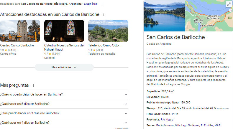 SERP para "qué hacer en Bariloche" que muestra un snippet con 3 atracciones seguido de "más preguntas".